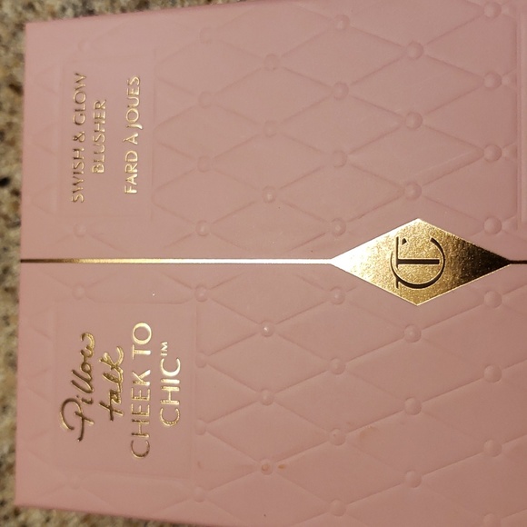 Charlotte Tilbury pillow talk - Picture 6 of 7